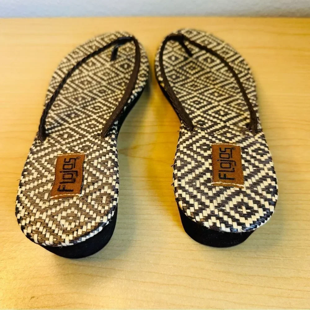 Flo Jos Woven Brown‎ Flip Flop Wedges Size 9